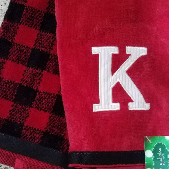 New With Tag "K" Monogram Hand Towel Set - Picture 3 of 4
